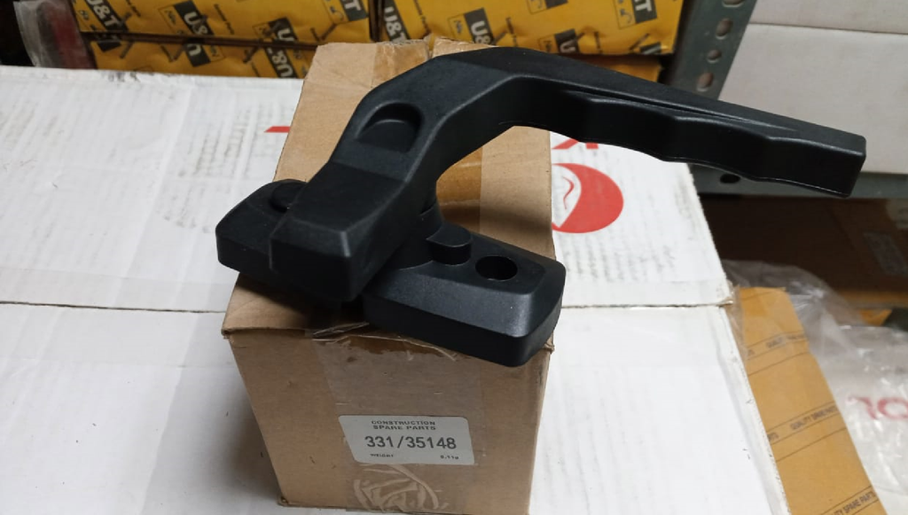 HANDLE DOOR