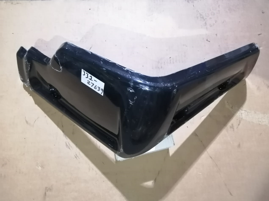 COVER RIGHT HAND PIPE BLACK