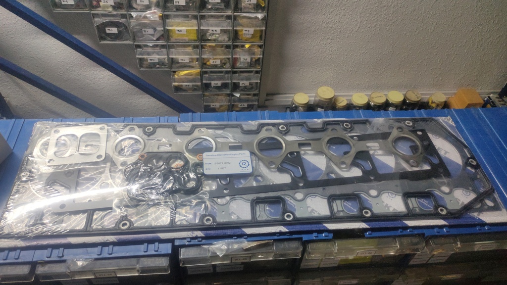 TOP GASKET SET
